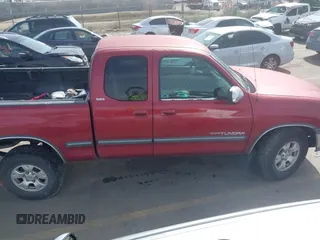 2001 Toyota Tundra SR5 with VIN 5TBRT34171S211237, listed as a IAAI auction lot 41980162 with 390,216 mi miles. Bid and sale history available at carsss.com. Image 12.