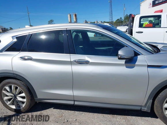 2019 Infiniti QX50 Essential with VIN 3PCAJ5M19KF122135, listed as a IAAI auction lot 41722309 with 145,920 mi miles and . Bid and sale history available at DreamBid. Image 13.