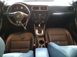 2013 Volkswagen Jetta TDI w/Premium/Nav with VIN 3VWLL7AJ2DM234340, listed as a Copart auction lot 57340965 with 151,039 mi miles and Salvage title. Bid and sale history available at DreamBid. Image 8.