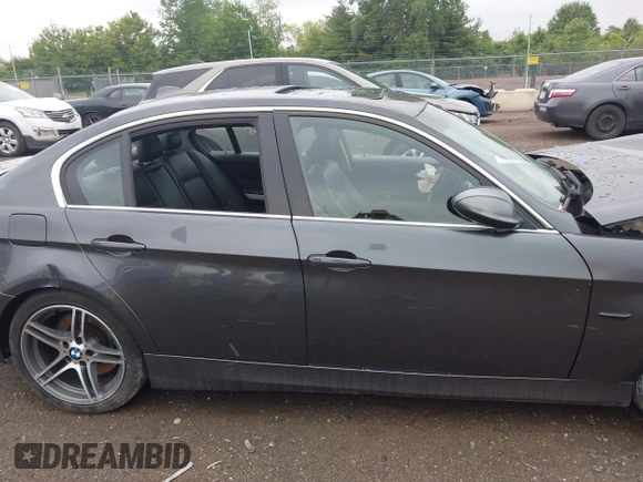 2008 BMW 3 Series 335i z VIN WBAVB73508PA66373, wystawiony jako IAAI lot #42307099 z przebiegiem 121 291 mil mil oraz . Historia ofert i sprzedaży dostępna na DreamBid. Obrazek 14.