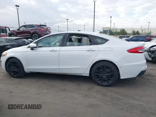 2019 Ford Fusion SE with VIN 3FA6P0HD7KR200699, listed as a IAAI auction lot 41686546 with 89,715 mi miles. Bid and sale history available at carsss.com. Image 14.
