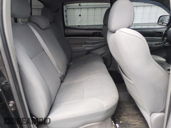 2006 Toyota Tacoma z VIN 5TELU42NX6Z230199, wystawiony jako Copart lot #52438075 z przebiegiem 201 754 mil mil oraz Szkoda całkowita • Salvage title. Historia ofert i sprzedaży dostępna na DreamBid. Obrazek 10.