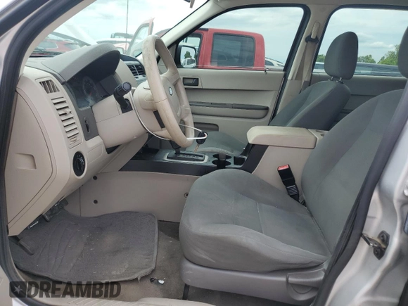2008 Ford Escape XLS with VIN 1FMCU02Z88KE22266, listed as a Copart auction lot 63067385 with 214,026 mi miles and Salvage title. Bid and sale history available at DreamBid. Image 7.