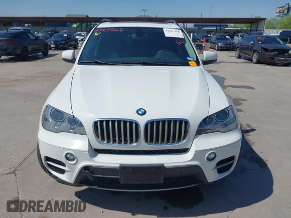 2012 BMW X5 35d z VIN 5UXZW0C57CL672538, wystawiony jako IAAI lot #41967268 z przebiegiem 141 996 mil mil oraz . Historia ofert i sprzedaży dostępna na DreamBid. Obrazek 12.