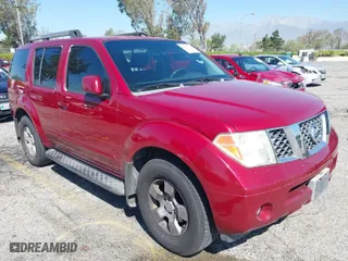 2006 Nissan Pathfinder SE with VIN 5N1AR18U66C614013, listed as a IAAI auction lot 42004323 with 139,868 mi miles. Bid and sale history available at carsss.com. Image 1.