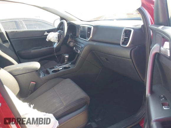 2020 Kia Sportage LX with VIN KNDPM3AC5L7733492, listed as a IAAI auction lot 42042055 with 109,345 mi miles and . Bid and sale history available at DreamBid. Image 5.