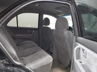 2005 Kia Sorento LX with VIN KNDJD733055384279, listed as a IAAI auction lot 40684096 with 161,624 mi miles. Bid and sale history available at carsss.com. Image 8.