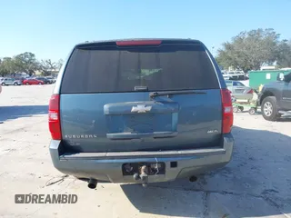 2008 Chevrolet Suburban LT w/3LT with VIN 3GNFC160X8G162523, listed as a IAAI auction lot 41527311 with 245,195 mi miles. Bid and sale history available at carsss.com. Image 16.