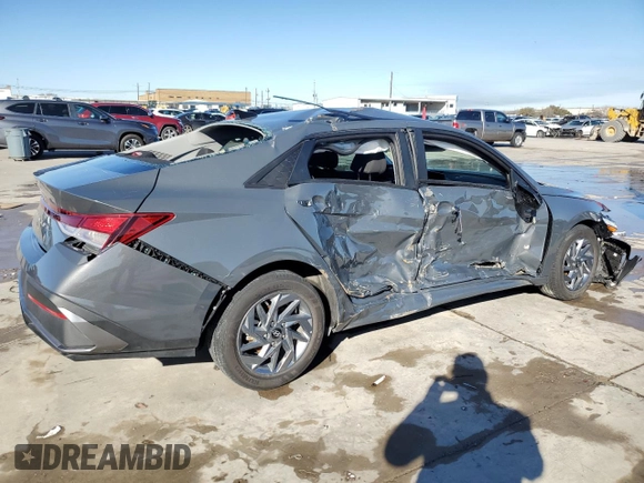 2024 Hyundai Elantra SEL with VIN KMHLM4DG8RU789712, listed as a Copart auction lot 41987345 with 12,086 mi miles and Salvage Title. Bid and sale history available at carsss.com. Image 3.