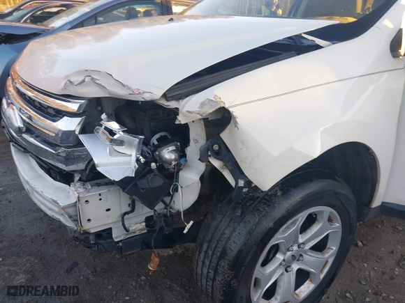 2013 Ford Edge SE with VIN 2FMDK4GCXDBA21036, listed as a IAAI auction lot 41224201 with 248,015 mi miles. Bid and sale history available at carsss.com. Image 6.