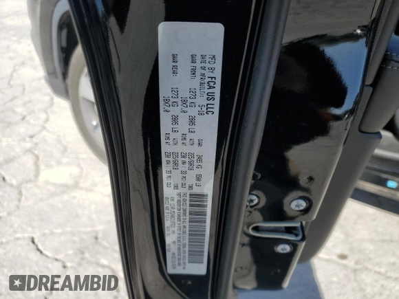 2019 Jeep Cherokee Limited with VIN 1C4PJMDX0KD197631, listed as a Copart auction lot 52078845 with 86,281 mi miles and Salvage title. Bid and sale history available at DreamBid. Image 14.