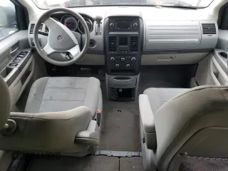 2009 Dodge Grand Caravan SE with VIN 2D8HN44E99R541957, listed as a Copart auction lot 60810425 with 172,392 mi miles and Salvage title. Bid and sale history available at DreamBid. Image 8.