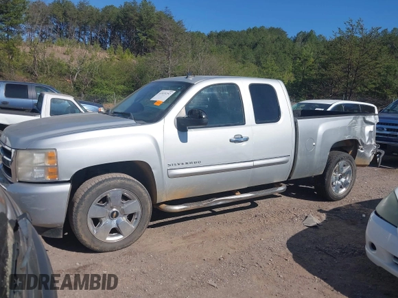 2011 Chevrolet Silverado 1500 LT with VIN 1GCRCSE04BZ229430, listed as a IAAI auction lot 41839292 with 182,777 mi miles and . Bid and sale history available at DreamBid. Image 6.