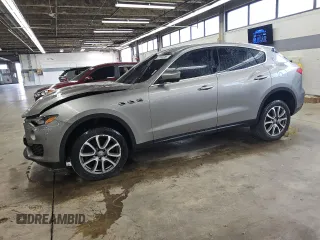 2017 Maserati Levante z VIN ZN661XUA2HX227999, wystawiony jako Copart lot #55331075 z przebiegiem 117 604 mil mil oraz Tytuł czysty. Historia ofert i sprzedaży dostępna na DreamBid. Obrazek 1.