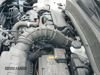 2024 Kia Seltos SX z VIN KNDETCA78R7600389, wystawiony jako IAAI lot #42502397 z przebiegiem 10 578 mil mil oraz . Historia ofert i sprzedaży dostępna na DreamBid. Obrazek 19.