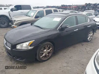 2014 Nissan Maxima S with VIN 1N4AA5AP2EC456457, listed as a IAAI auction lot 41077168 with 171,846 mi miles and . Bid and sale history available at DreamBid. Image 17.