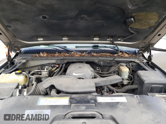 2001 Chevrolet Suburban LT z VIN 3GNFK16T91G263331, wystawiony jako Copart lot #47511634 z przebiegiem Nie podano mil oraz Szkoda całkowita • Salvage title. Historia ofert i sprzedaży dostępna na DreamBid. Obrazek 12.