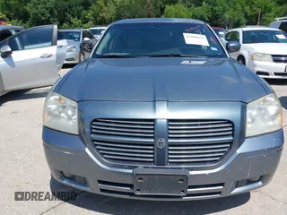 2006 Dodge Magnum z VIN 2D4FV47V06H391274, wystawiony jako IAAI lot #42398678 z przebiegiem 157 230 mil mil oraz . Historia ofert i sprzedaży dostępna na DreamBid. Obrazek 6.