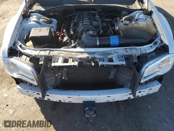 2015 Chrysler 300 C with VIN 2C3CCAET9FH922210, listed as a Copart auction lot 80310864 with 118,931 mi miles and Salvage Title. Bid and sale history available at DreamBid. Image 11.