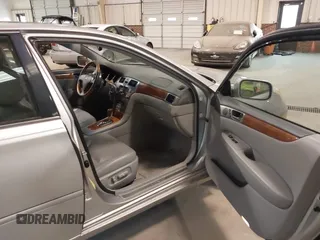 2005 Lexus ES 350 with VIN JTHBA30G255058365, listed as a IAAI auction lot 41505632 with 151,555 mi miles and . Bid and sale history available at carsss.com. Image 5.