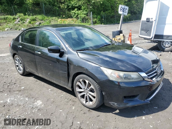 2014 Honda Accord Sport with VIN 1HGCR2F51EA019371, listed as a Copart auction lot 57385995 with 217,232 mi miles and Clean Title. Bid and sale history available at DreamBid. Image 4.