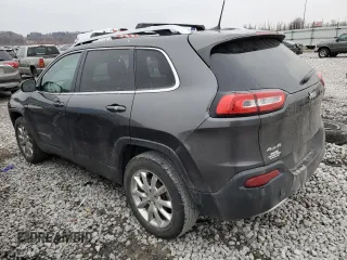 2017 Jeep Cherokee Limited z VIN 1C4PJMDB7HW512135, wystawiony jako Copart lot #44353895 z przebiegiem 153 674 mil mil oraz Szkoda całkowita • Salvage title. Historia ofert i sprzedaży dostępna na DreamBid. Obrazek 2.