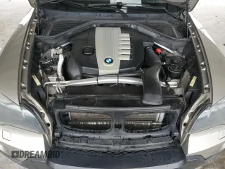 2010 BMW X5 35d z VIN 5UXFF0C58ALJ99362, wystawiony jako Copart lot #51952755 z przebiegiem 182 124 mil mil oraz Szkoda całkowita • Salvage title. Historia ofert i sprzedaży dostępna na DreamBid. Obrazek 12.