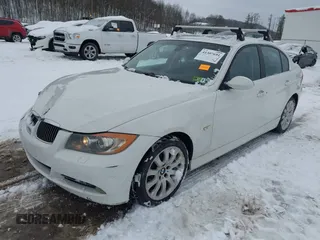 2006 BMW 3 Series 330xi with VIN WBAVD33556KL52150, listed as a IAAI auction lot 41307691 with 168,546 mi miles. Bid and sale history available at carsss.com. Image 18.
