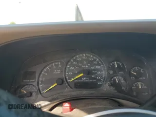 2000 GMC Sierra 2500 SLE z VIN 1GTGK29U1YE282223, wystawiony jako Copart lot #53886435 z przebiegiem Nie podano mil oraz Tytuł czysty. Historia ofert i sprzedaży dostępna na DreamBid. Obrazek 9.