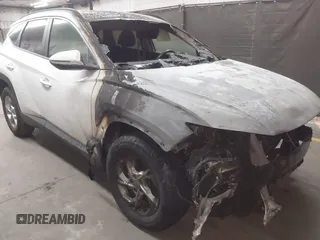 2023 Hyundai Tucson SEL z VIN 5NMJBCAE4PH224568, wystawiony jako IAAI lot #42119895 z przebiegiem Nie podano mil oraz . Historia ofert i sprzedaży dostępna na DreamBid. Obrazek 1.