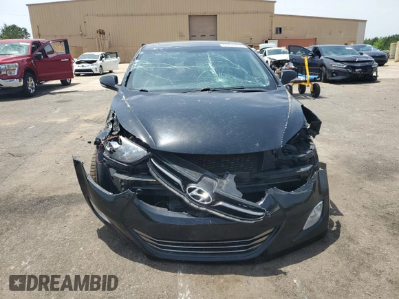 2013 Hyundai Elantra Limited z VIN 5NPDH4AE7DH344218, wystawiony jako Copart lot #57230455 z przebiegiem 208 034 mil mil oraz Szkoda całkowita • Salvage title. Historia ofert i sprzedaży dostępna na DreamBid. Obrazek 5.