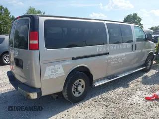 2007 Chevrolet Express Passenger with VIN 1GAHG39U571194706, listed as a IAAI auction lot 42641454 with 83,394 mi miles and . Bid and sale history available at DreamBid. Image 4.