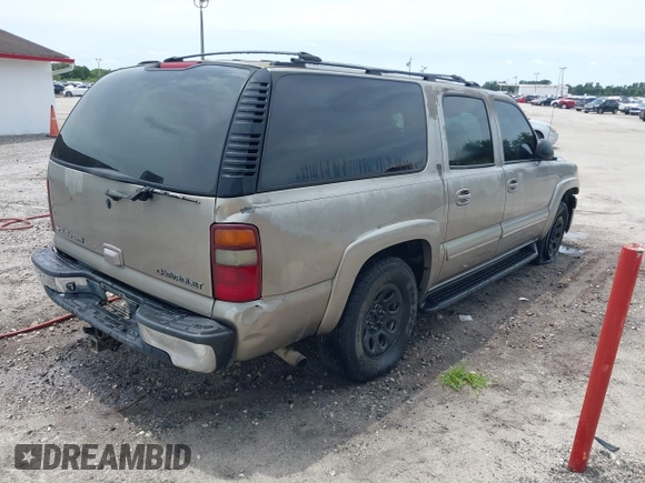 2002 Chevrolet Suburban LT with VIN 1GNEC16Z32J197548, listed as a IAAI auction lot 42258025 with 330,484 mi miles and . Bid and sale history available at DreamBid. Image 4.