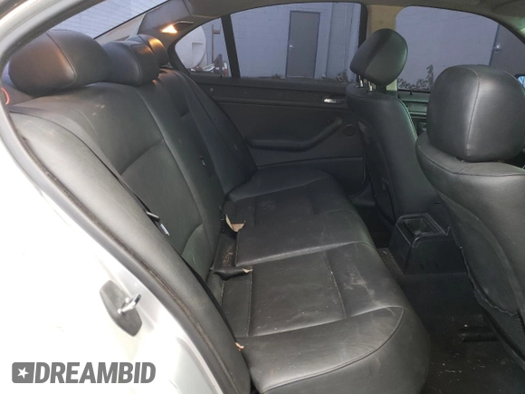 2003 BMW 3 Series 325xi with VIN WBAEU33413PM59296, listed as a Copart auction lot 76141714 with 191,272 mi miles and Non Repairable. Bid and sale history available at carsss.com. Image 10.