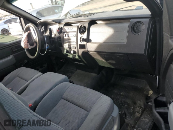 2011 Ford F-150 XL with VIN 1FTPF1CF0BKE10923, listed as a Copart auction lot 45753375 with 195,969 mi miles and Salvage title. Bid and sale history available at DreamBid. Image 8.