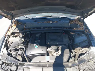 2007 BMW 3 Series 335i with VIN WBAWB73507P032904, listed as a IAAI auction lot 42034548 with 224,660 mi miles and . Bid and sale history available at DreamBid. Image 10.