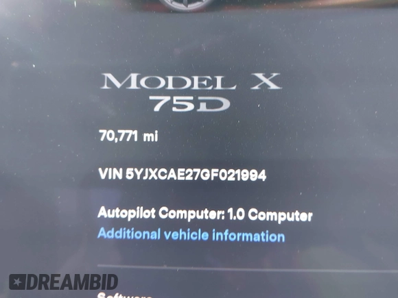 2016 Tesla Model X 70D z VIN 5YJXCAE27GF021994, wystawiony jako IAAI lot #41976475 z przebiegiem 70 771 mil mil oraz . Historia ofert i sprzedaży dostępna na DreamBid. Obrazek 16.