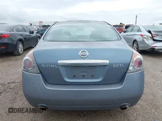 2010 Nissan Altima 2.5 S with VIN 1N4AL2AP0AN564793, listed as a IAAI auction lot 41903567 with 180,648 mi miles. Bid and sale history available at carsss.com. Image 16.
