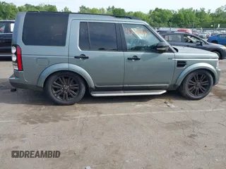 2016 Land Rover LR4 HSE z VIN SALAG2V63GA790268, wystawiony jako IAAI lot #42355841 z przebiegiem 107 754 mil mil oraz . Historia ofert i sprzedaży dostępna na DreamBid. Obrazek 13.