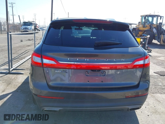 2017 Lincoln MKX Select with VIN 2LMPJ6KR9HBL37562, listed as a IAAI auction lot 41857375 with 103,678 mi miles. Bid and sale history available at carsss.com. Image 17.