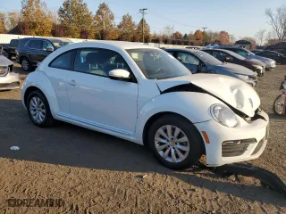 2019 Volkswagen Beetle S with VIN 3VWFD7AT1KM700364, listed as a Copart auction lot 77372794 with 0 mi miles and Salvage Title. Bid and sale history available at carsss.com. Image 4.