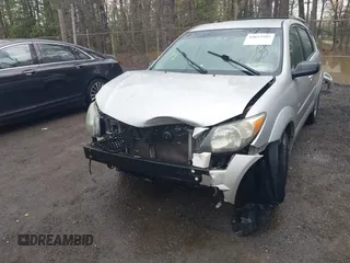 2004 Pontiac Vibe with VIN 5Y2SL64884Z462830, listed as a IAAI auction lot 42032992 with 239,464 mi miles. Bid and sale history available at carsss.com. Image 6.