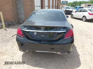 2020 Mercedes-Benz C 300 с VIN 55SWF8EB2LU324170, выставлен на аукционе IAAI как лот 42167947 с пробегом 43 787 миль миль и . История ставок и продаж доступна на DreamBid. Изображение 16.