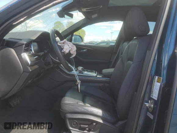 2020 Audi Q7 Premium with VIN WA1AJAF7XLD008996, listed as a Copart auction lot 55424545 with 30,734 mi miles and Salvage title. Bid and sale history available at DreamBid. Image 7.
