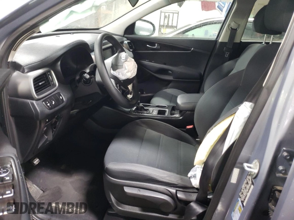 2020 Kia Sorento LX with VIN 5XYPGDA38LG630213, listed as a Copart auction lot 83907564 with Not Provided miles and Salvage Title. Bid and sale history available at DreamBid. Image 7.