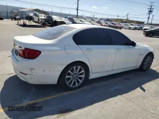 2012 BMW 5 Series 528i z VIN WBAXG5C57CDY30516, wystawiony jako Copart lot #55281415 z przebiegiem 97 908 mil mil oraz Szkoda całkowita • Salvage title. Historia ofert i sprzedaży dostępna na DreamBid. Obrazek 3.