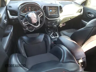 2018 Jeep Cherokee Trailhawk with VIN 1C4PJMBB2JD529915, listed as a Copart auction lot 87686525 with 107,184 mi miles and Salvage Title. Bid and sale history available at carsss.com. Image 8.