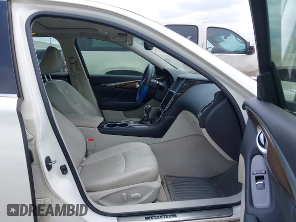 2014 Infiniti Q50 Hybrid Sport with VIN JN1AV7AP7EM690553, listed as a IAAI auction lot 42196341 with 221,709 mi miles and . Bid and sale history available at DreamBid. Image 5.