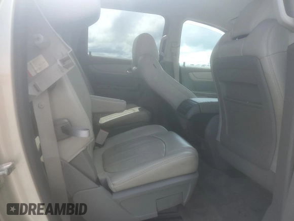 2015 Chevrolet Traverse LTZ z VIN 1GNKRJKD8FJ269524, wystawiony jako Copart lot #56700805 z przebiegiem 110 605 mil mil oraz Szkoda całkowita • Salvage title. Historia ofert i sprzedaży dostępna na DreamBid. Obrazek 11.