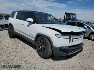 2023 Rivian R1S Launch Edition with VIN 7PDSGABLXPN004161, listed as a Copart auction lot 67390954 with 0 mi miles and Salvage Title. Bid and sale history available at carsss.com. Image 4.
